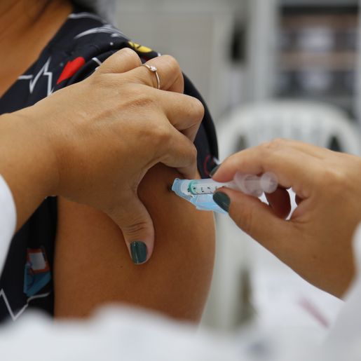 Punição a quem não tomar vacina da Covid-19 é permitida por lei