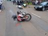 Homem fica ferido em colisão entre carro e moto em Itapiranga