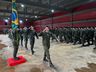 Militares do Exército prestam juramento à Bandeira em solenidade do Dia do Soldado