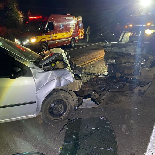 Casal morre em grave acidente na BR 282, em Paraíso