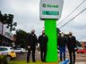 Sicredi entrega medidor de temperatura e relógio digital