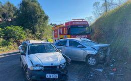 Colisão frontal deixa dois feridos na BR-163 em Guaraciaba