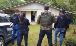 Padrasto é preso por estuprar e engravidar adolescente em SC
