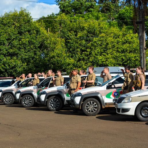 Militares do 11ºBPM/Fron prestam homenagem à PM morto após acidente em SC