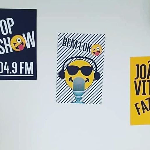 Garoto com paralisia cerebral comemora aniversário com tema de programas da Top 104