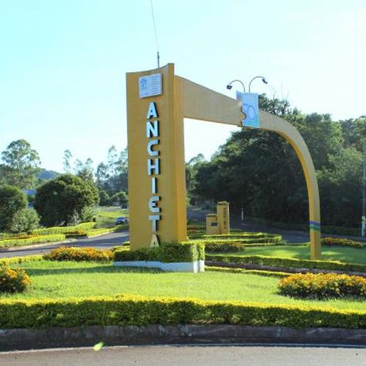 Executivo busca recursos para conclusão do hospital de Anchieta