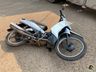 Mulher fica ferida ao colidir motocicleta em carreta em Itapiranga
