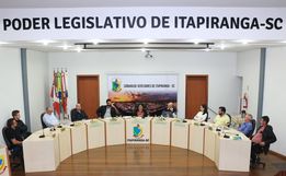 Pedido de vista pode causar suspensão de baile de escolha das soberanas 