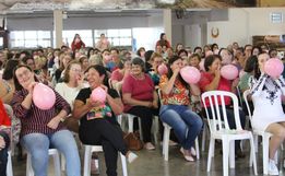 Chá para Elas reúne cerca de 200 mulheres em Guarujá do Sul