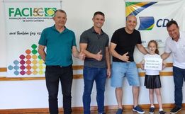 Ganhadores do Natal da Sorte 2022 retiram prêmios em São José do Cedro