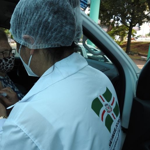 Brasil já aplicou mais de 200 milhões de doses contra Covid-19