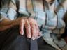 Cientistas brasileiros descobrem substância que evita piora do Parkinson