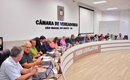  Vereadores aprovam projetos sobre implantação de Centro Especializado em Reabilitação