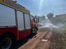 Veiculo é destruído por incêndio no interior de Bandeirante