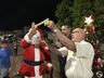 Grande público acompanha o acionamento das luzes de Natal na praça de São João do Oeste