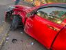 Colisão entre carros deixa feridos na SC 163