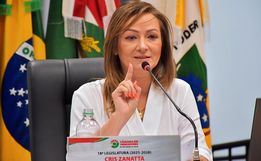 Vereadora Cris propõe audiência para discutir vacinação em escolas