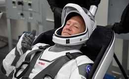 VÍDEO: Nasa e SpaceX lançam missão tripulada ao espaço