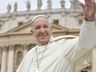 Papa diz que a Igreja deve ser aberta a LGBTQIA+, mas que há regras