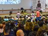 Mais de 800 pessoas prestigiam palestra com cantor e empresário Sorocaba 