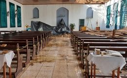 Comunidade promove pedágio solidário em prol da igreja