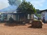 VÍDEO: família perde tudo em incêndio de residência 
