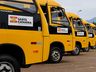Governo de SC entrega 20 ônibus escolares e anuncia 100 novos veículos até 2026