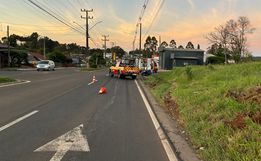 Ciclista fica gravemente ferido em colisão com carro na Avenida Willy Barth