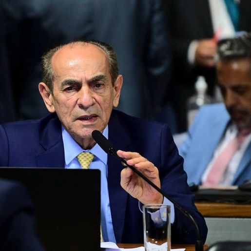 Comissão do Senado aprova PEC que propõe fim da reeleição a cargos do Executivo