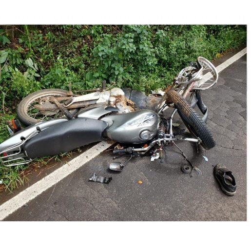 Homem morre em colisão entre caminhão e moto na SC-283