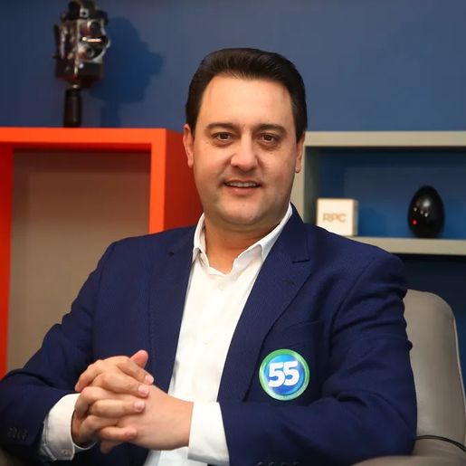 Ratinho Junior (PSD) é reeleito governador do Paraná no 1º turno