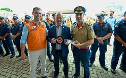 Jorginho Mello entrega 15 novas viaturas para o Corpo de Bombeiros
