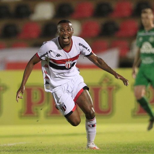 Chape perde em Ribeirão Preto e vê o América se isolar na liderança da Série B  