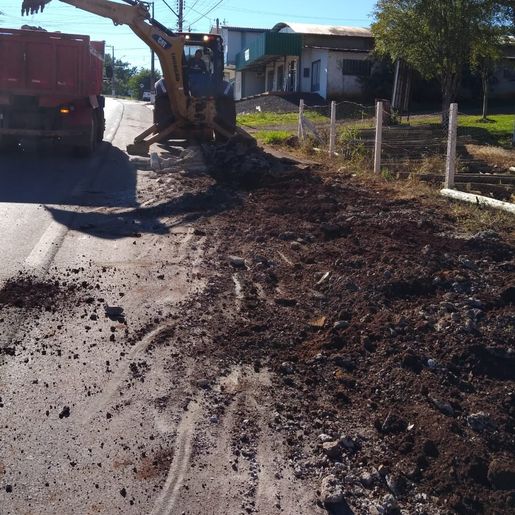 Prefeitura está aplicando mais de R$ 200 mil em construção de passeios públicos