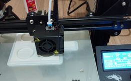 Alunos colocam em prática projetos em impressora 3D