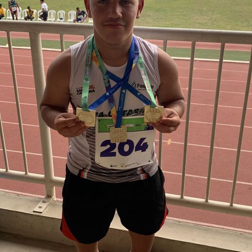Atleta de Itapiranga conquista três medalhas de ouro na Paraolimpíada em São Paulo