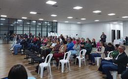Grande público participa da assembleia de fundação da Associação dos Autistas 