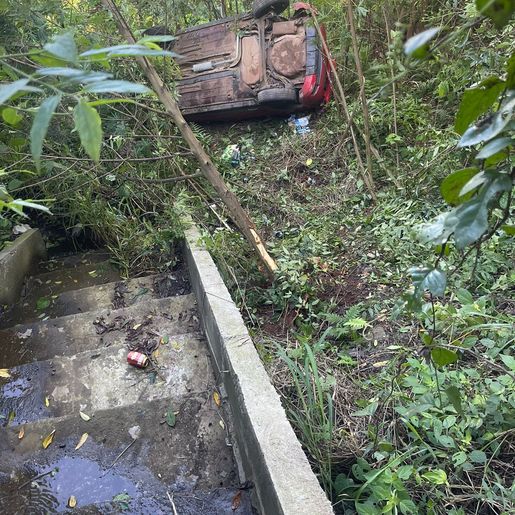 Saída de pista na BR-163 deixa quatro feridos em Guaraciaba 