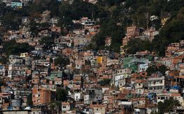 COVID-19: 75% dos moradores de favelas não procuram atendimento médico