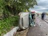Capotamento deixa homem ferido na BR-282 em São Miguel do Oeste; vídeo