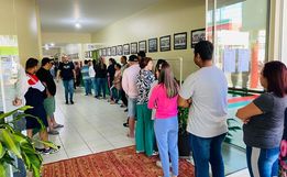 Seguem filas nos maiores colégios de Itapiranga