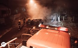 Veículo sem seguro é danificado por incêndio no motor