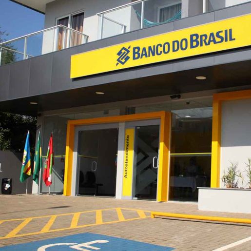 Banco do Brasil fecha mais de 100 agências e anuncia demissão voluntária de cinco mil