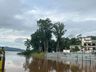 Cheia do Rio Uruguai interrompe travessia da barca, em Mondaí