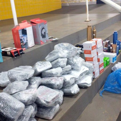 Mercadorias importadas ilegalmente são apreendidas na BR-163 em Guaraciaba 