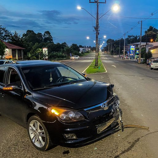 VÍDEO: Colisão entre carros é registrada na Willy Barth em SMO