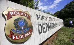 Edital para concurso da PF deve sair em janeiro, diz Bolsonaro