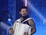 Banda Traia Véia reúne multidão em SMO com show animado e clima de modão