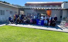 Canil da Polícia Militar visita Apae de Itapiranga 