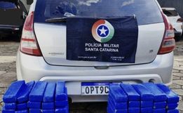 PM apreende 139 kg de maconha e prende homem por tráfico na SC-160